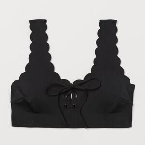 H&M Bikini Top Black Scalloped lace up Scallop Swim Swimsuit Summer NWT Size 8